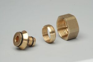 18x2 Uni adapter réz (18241)