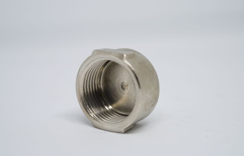 1" Zárt anya nikkelezett (12)