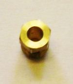 FÉG konvektorhoz 8x1-es gyujtóégőcsavar szoritó hűvelyhez